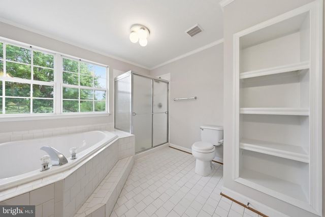 6303 IVERSON TER N, Frederick, MD 21701