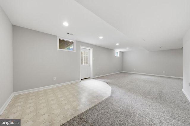 6303 IVERSON TER N, Frederick, MD 21701
