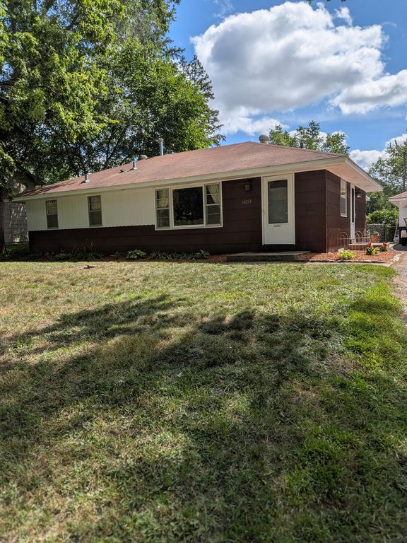 10213 Wentworth Avenue S, Bloomington, MN 55420 — photo 2