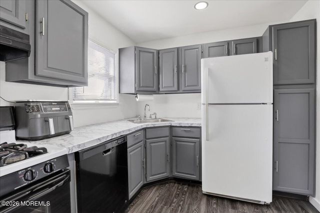 19 Georgian Boulevard, Jackson, NJ 08527