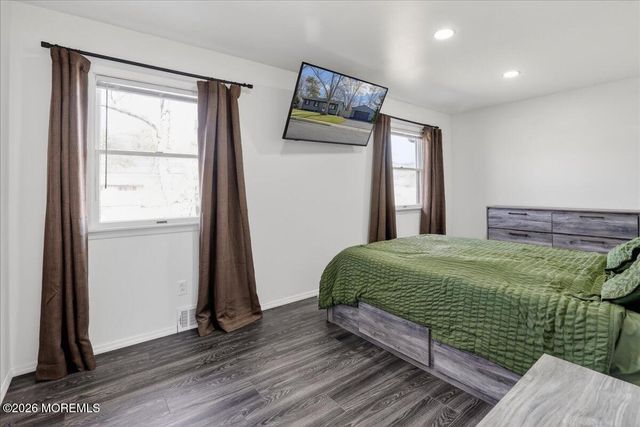 19 Georgian Boulevard, Jackson, NJ 08527