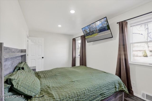 19 Georgian Boulevard, Jackson, NJ 08527