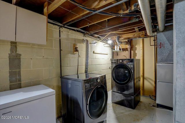 19 Georgian Boulevard, Jackson, NJ 08527