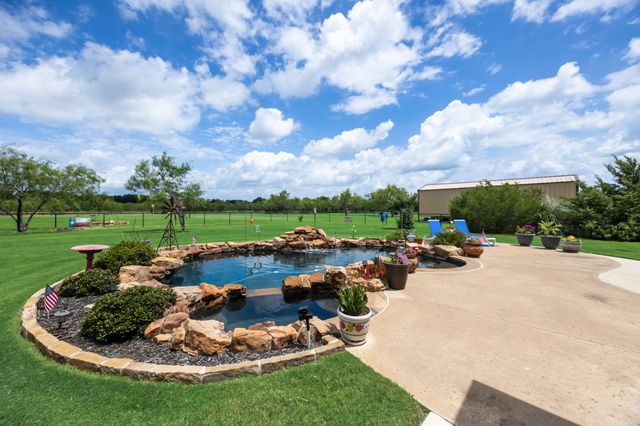 5038 White Pine Drive, Royse City, TX 75189