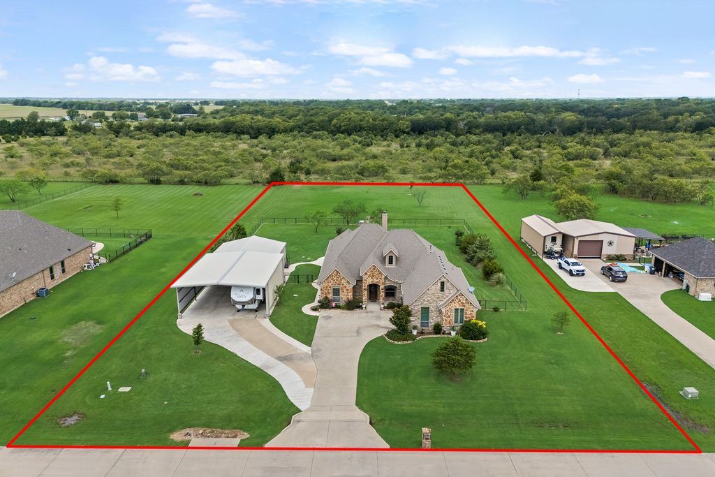 5038 White Pine Drive, Royse City, TX 75189