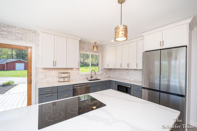 12666 Grand River Drive Se, Lowell Twp, MI 49331