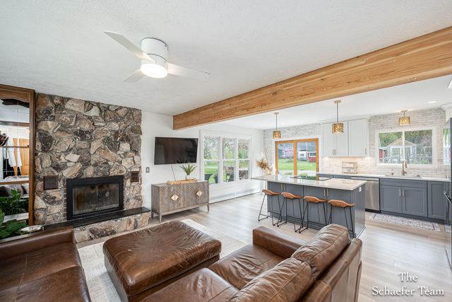 12666 Grand River Drive Se, Lowell Twp, MI 49331