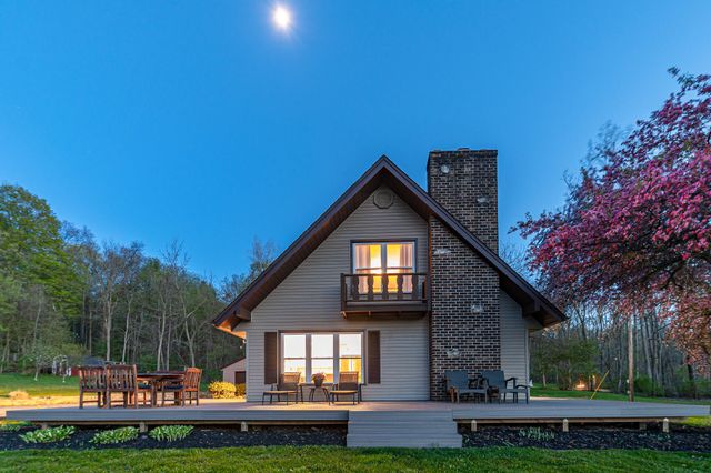 12666 Grand River Drive Se, Lowell Twp, MI 49331