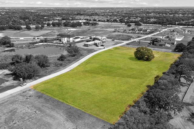 1318 Clydesdale Road, Bartonville, TX 76226