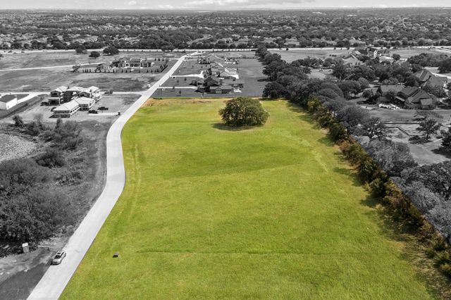 1318 Clydesdale Road, Bartonville, TX 76226