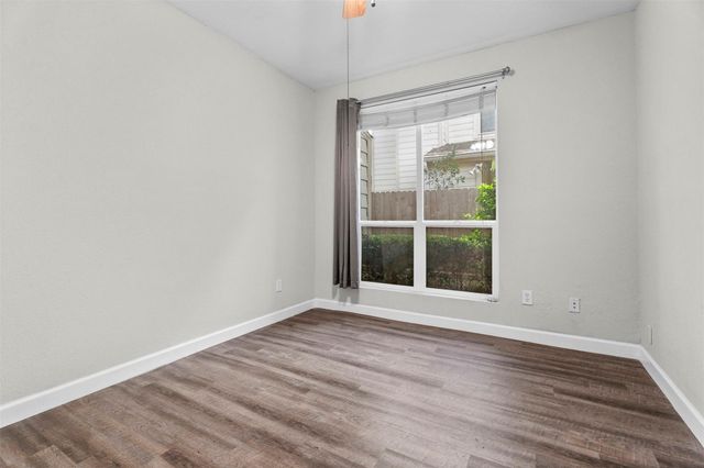1881 Bering Drive 55, Houston, TX 77057
