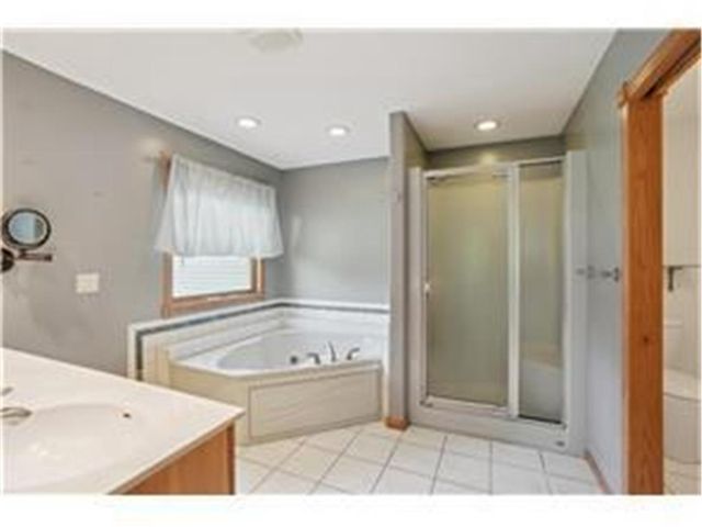 988 County Road T, Hammond, WI 54015