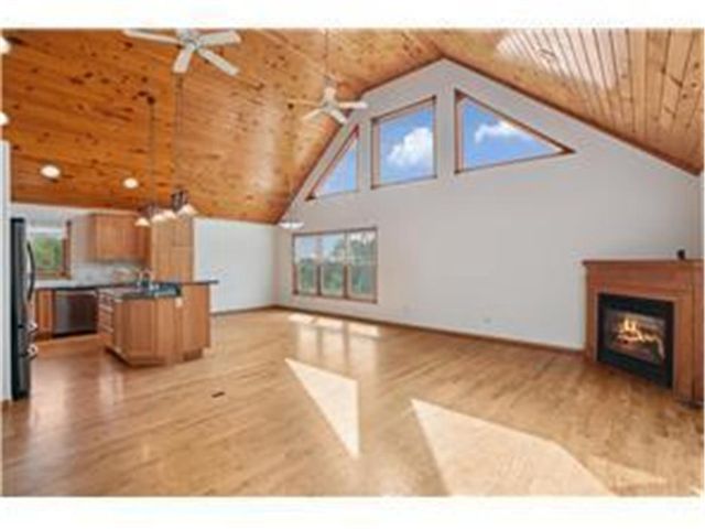 988 County Road T, Hammond, WI 54015