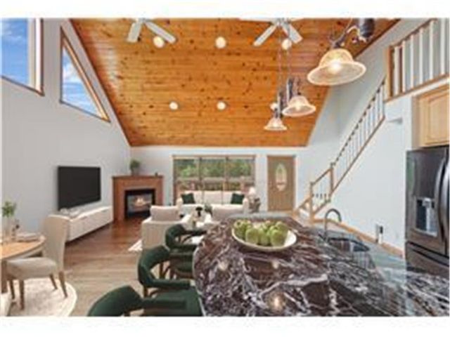 988 County Road T, Hammond, WI 54015