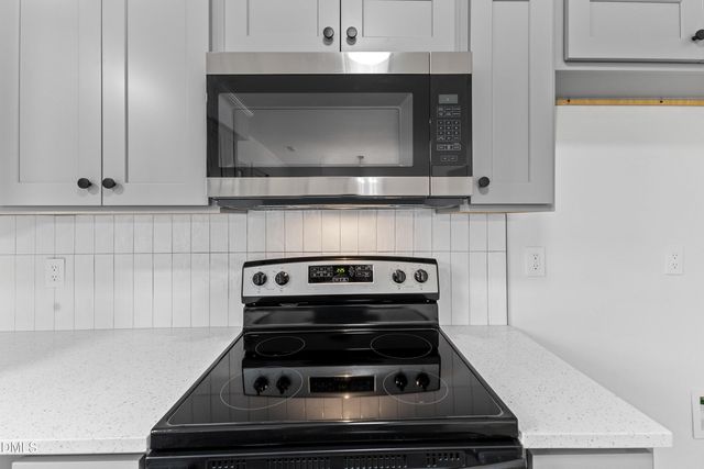 5529 Hamstead Crossing, Raleigh, NC 27612