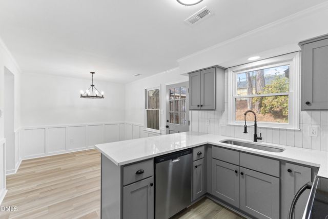 5529 Hamstead Crossing, Raleigh, NC 27612