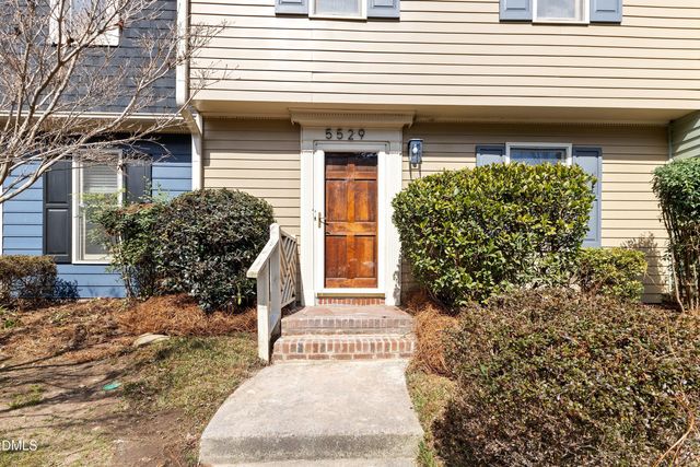5529 Hamstead Crossing, Raleigh, NC 27612