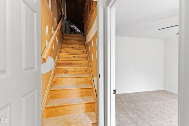 5529 Hamstead Crossing, Raleigh, NC 27612