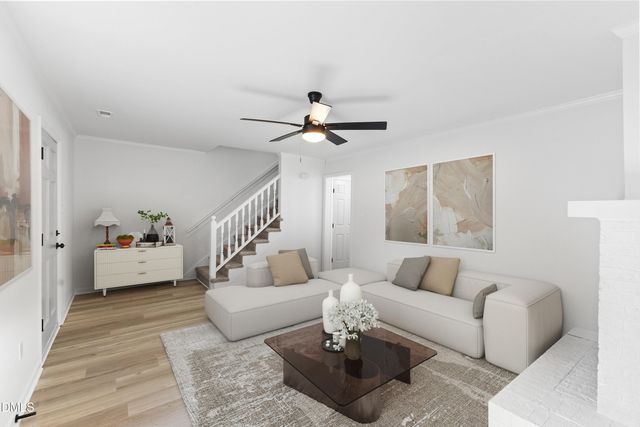 5529 Hamstead Crossing, Raleigh, NC 27612