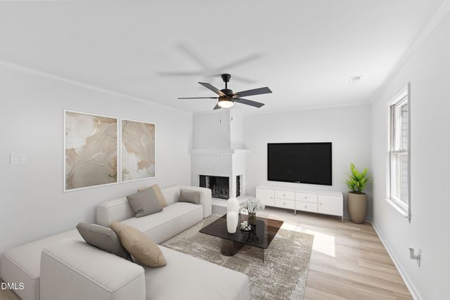 5529 Hamstead Crossing, Raleigh, NC 27612