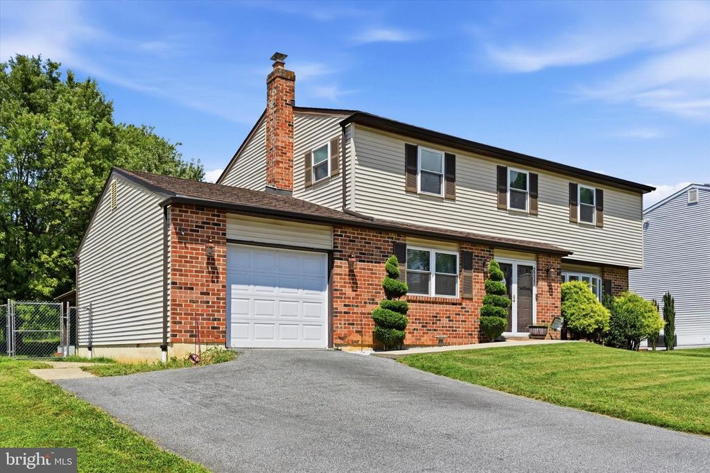 2237 GETTYSBURG DR, ASTON, PA 19014 — photo 2