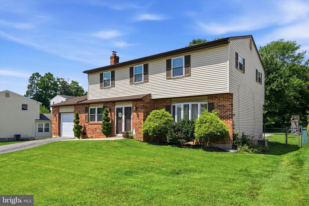 2237 GETTYSBURG DR, ASTON, PA 19014 — photo 3