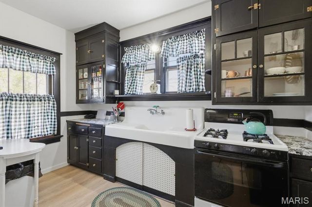 619 Carson Road, Ferguson, MO 63135