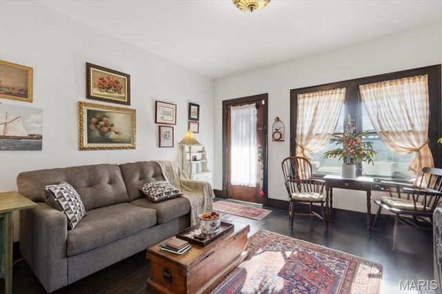 619 Carson Road, Ferguson, MO 63135