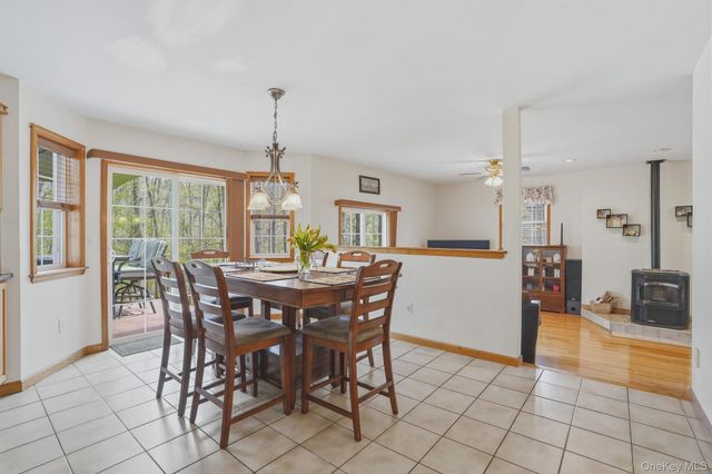 11 Peacock Circle, Washingtonville, NY 10992