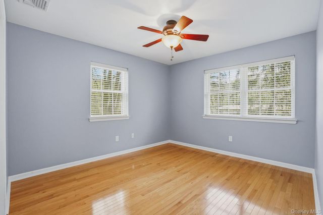11 Peacock Circle, Washingtonville, NY 10992