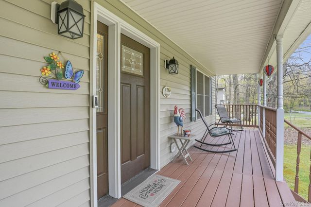 11 Peacock Circle, Washingtonville, NY 10992