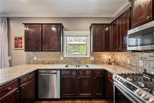 555 Evergreen Way, Jefferson, GA 30549