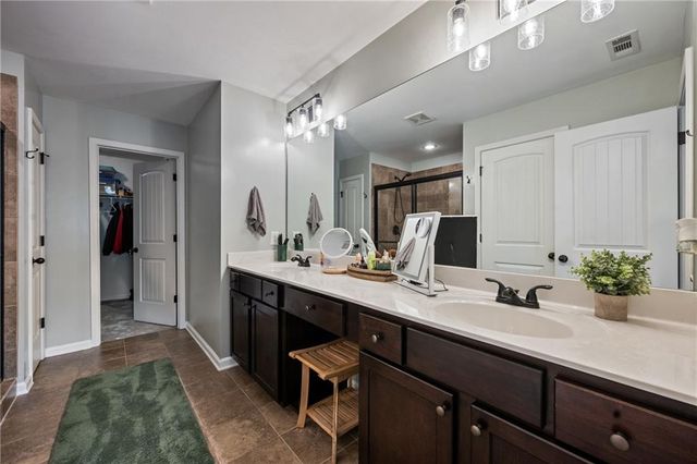 555 Evergreen Way, Jefferson, GA 30549