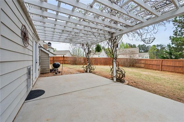 555 Evergreen Way, Jefferson, GA 30549