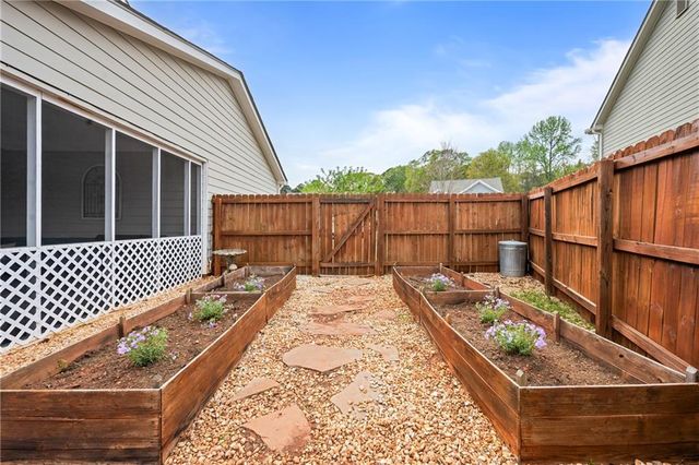 555 Evergreen Way, Jefferson, GA 30549