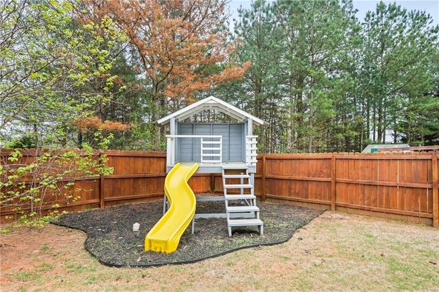 555 Evergreen Way, Jefferson, GA 30549