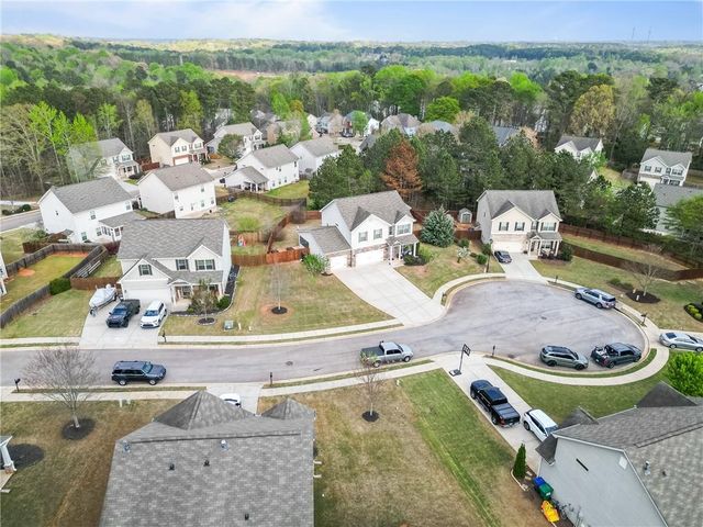 555 Evergreen Way, Jefferson, GA 30549
