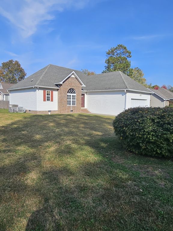 212 Jennings Cir, Tullahoma, TN 37388