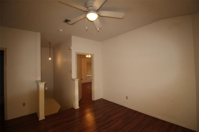 8622 PINEY CREEK BND, Austin, TX 78745