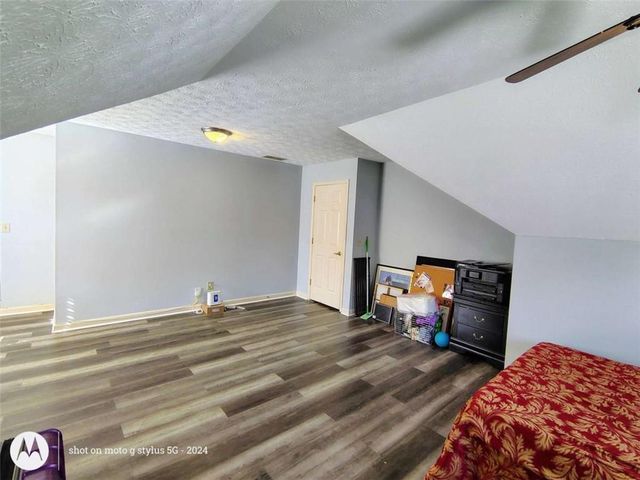 5121 Huntshire Lane, Lilburn, GA 30047