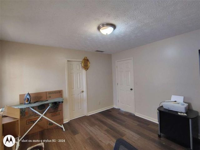 5121 Huntshire Lane, Lilburn, GA 30047