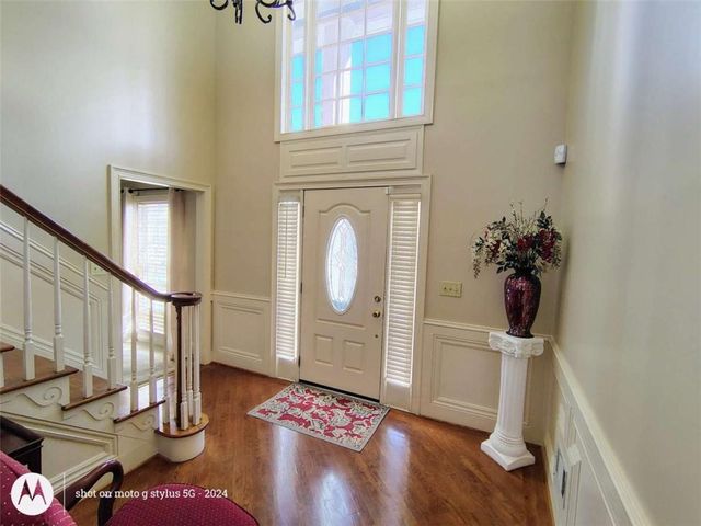 5121 Huntshire Lane, Lilburn, GA 30047