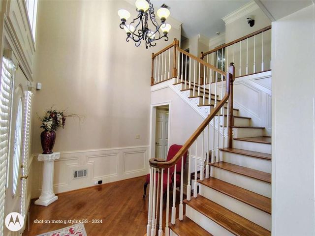 5121 Huntshire Lane, Lilburn, GA 30047