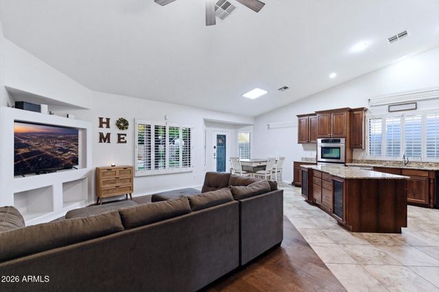 24029 N 82ND Avenue, Peoria, AZ 85383