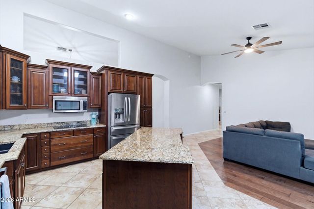 24029 N 82ND Avenue, Peoria, AZ 85383