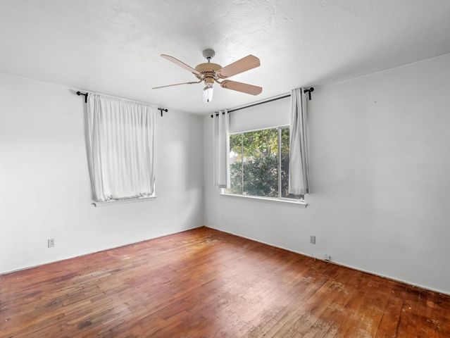 303 W Fedora Avenue, Fresno, CA 93705