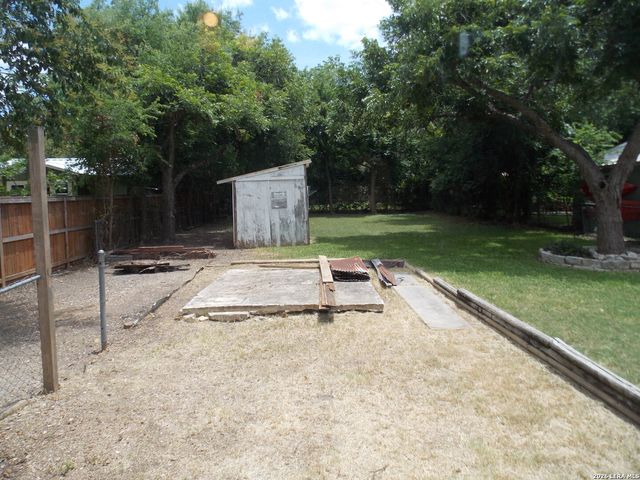 959 Lee Street, New Braunfels, TX 78130
