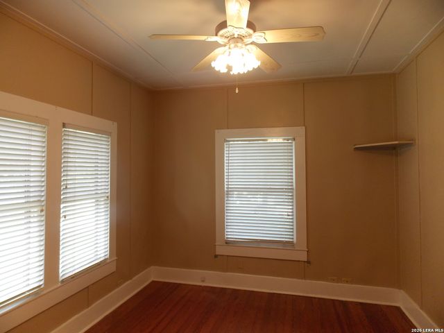 959 Lee Street, New Braunfels, TX 78130