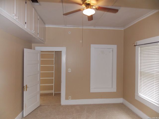 959 Lee Street, New Braunfels, TX 78130