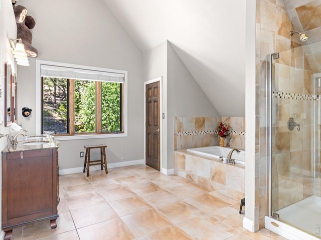 1705 Hummingbird Dr, Estes Park, CO 80517